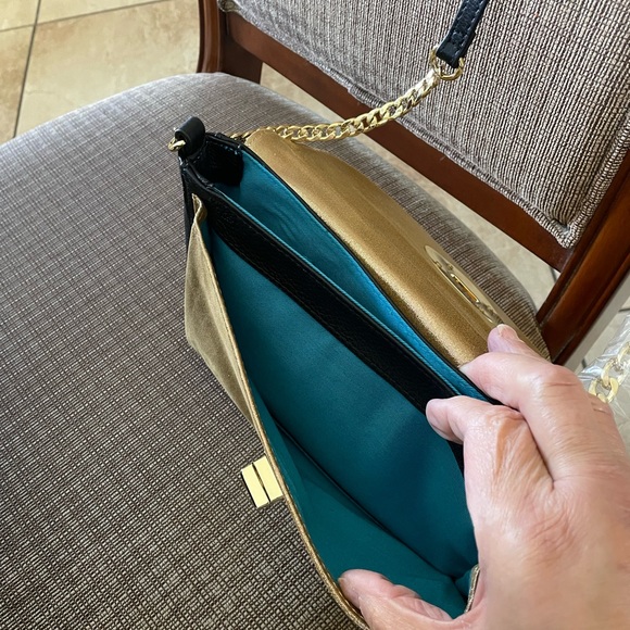 Emma Fox Leather Black and Shimmer Gold Crossbody NWT 10 X 6.5 - Picture 11 of 15